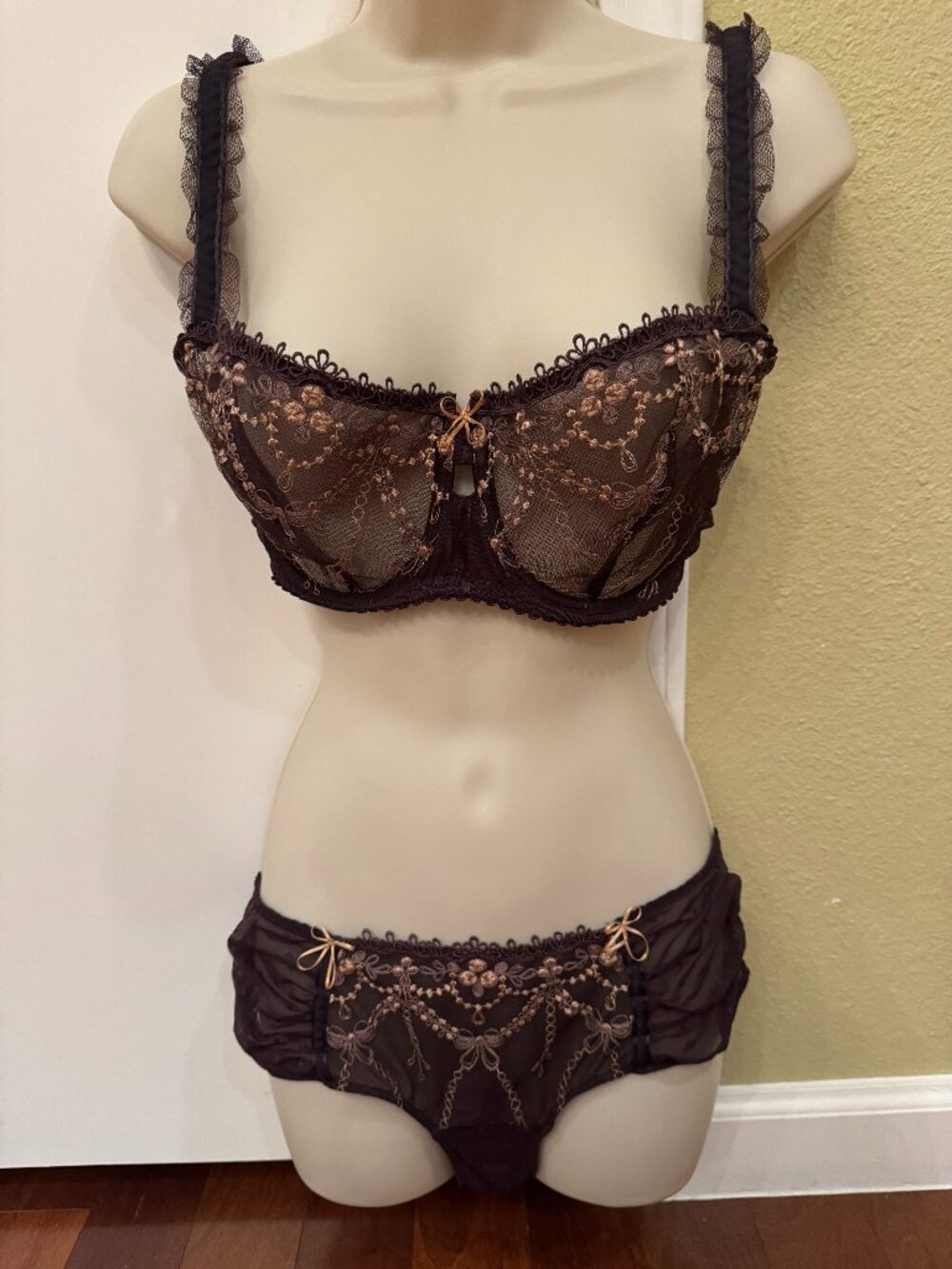RARE Chantelle Paris Paris – Luxury Lace in Espresso & Gold--Exquisite Detailing